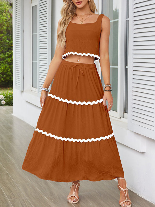 Effortlessly Elegant Top with a Timeless Design
