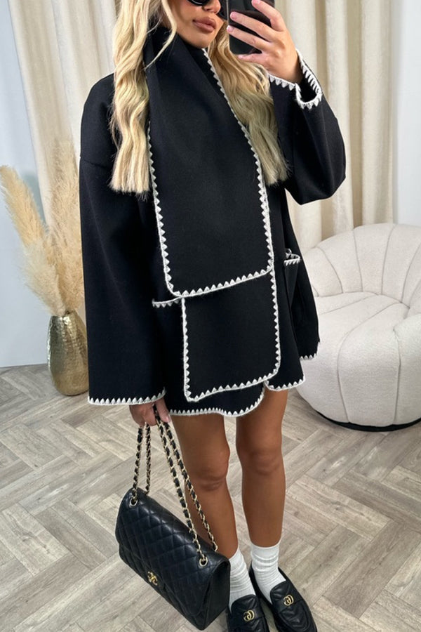 Effortlessly Elegant Coat with a Timeless Design