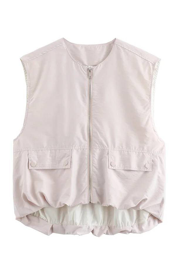 Gracefully Styled Garment for Any Occasion