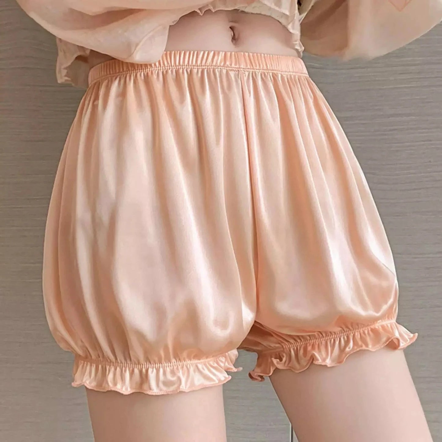 Sophisticated Garment with a Clean Classic Look