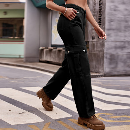 Elegantly Styled Trousers for Everyday Wear