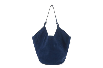 Gracefully Styled Bag for Any Occasion