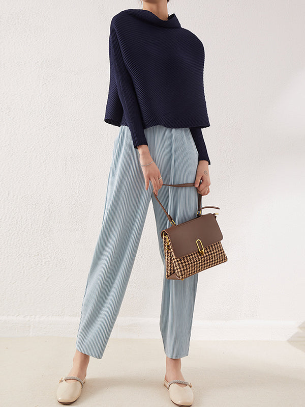 Well Tailored T-Shirt with a Graceful Silhouette