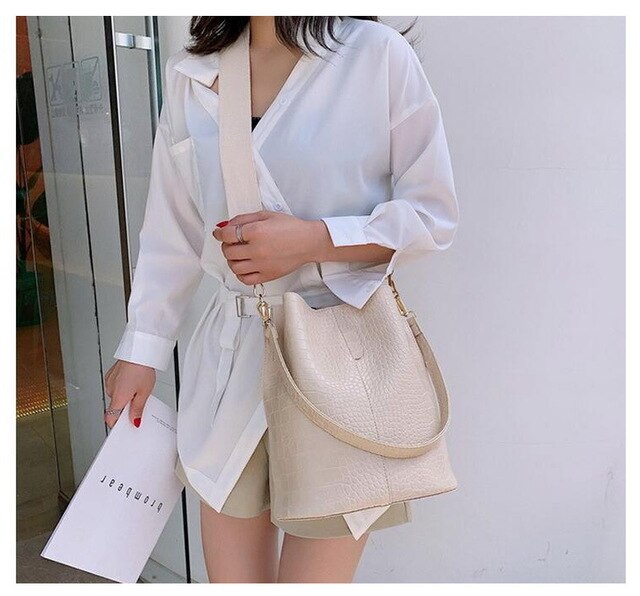Beautifully Crafted Bag in a Classic Style