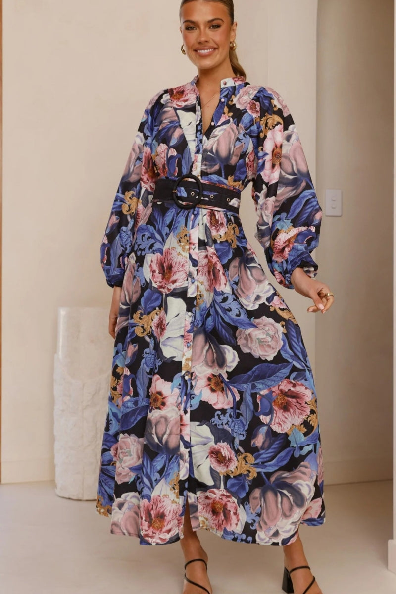 Classic Vintage Dress with a Flattering Fit