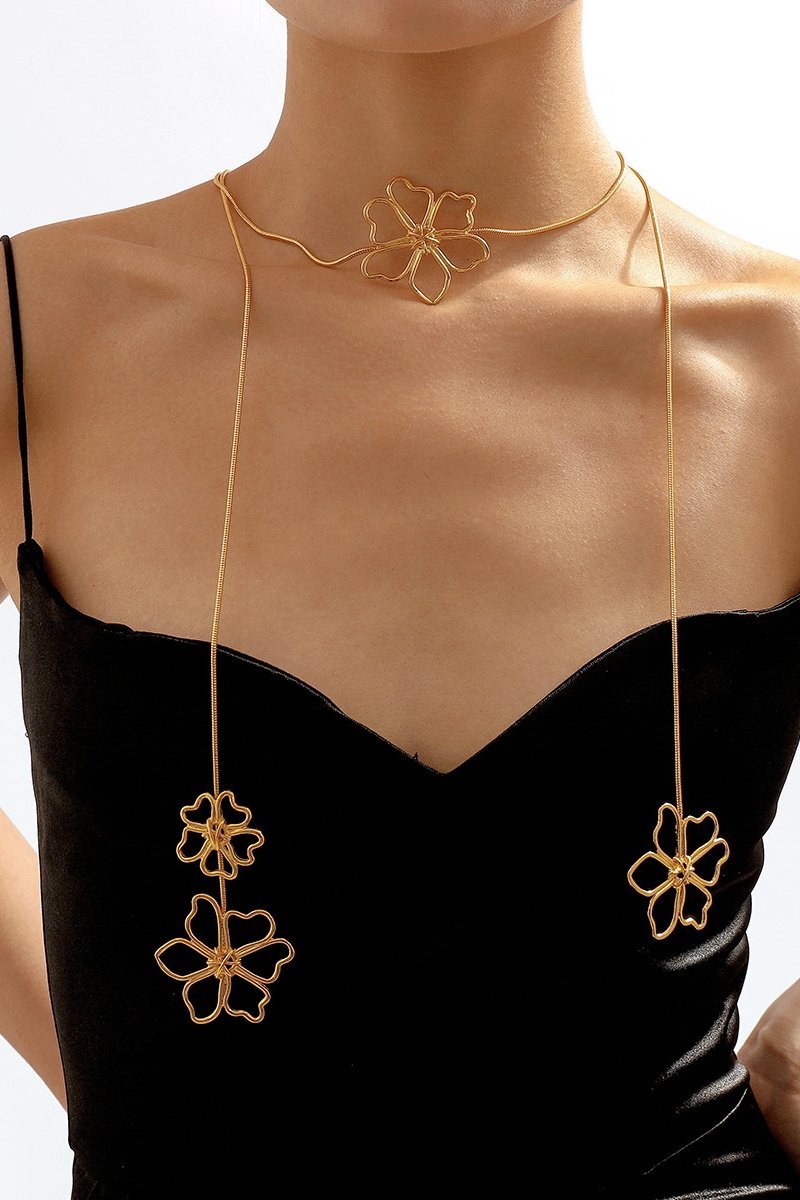 Gracefully Styled Garment for Any Occasion