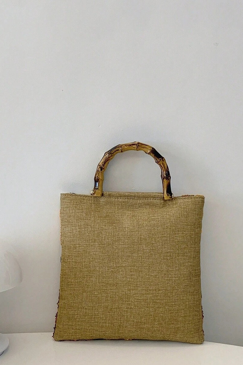 Effortlessly Elegant Bag with a Timeless Design