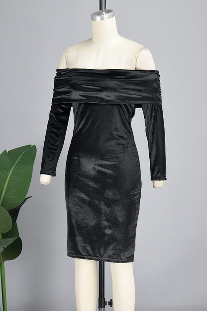 Well Tailored Dress with a Graceful Silhouette