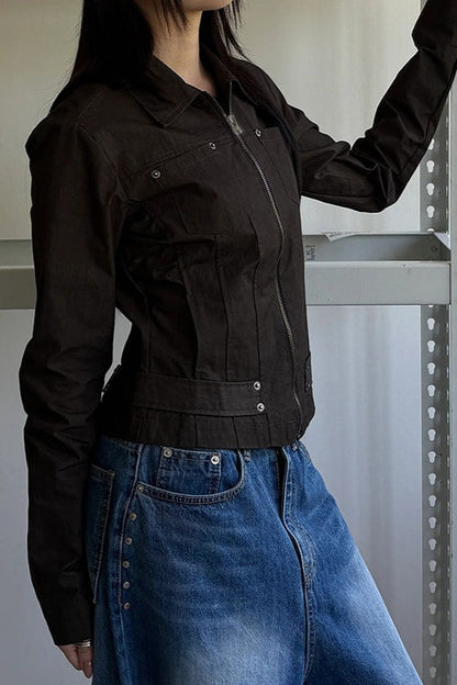Effortlessly Elegant Jacket with a Timeless Design