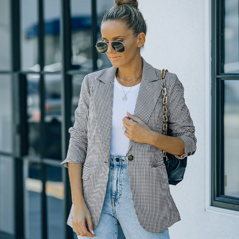 Sophisticated Cardigan with a Clean Classic Look