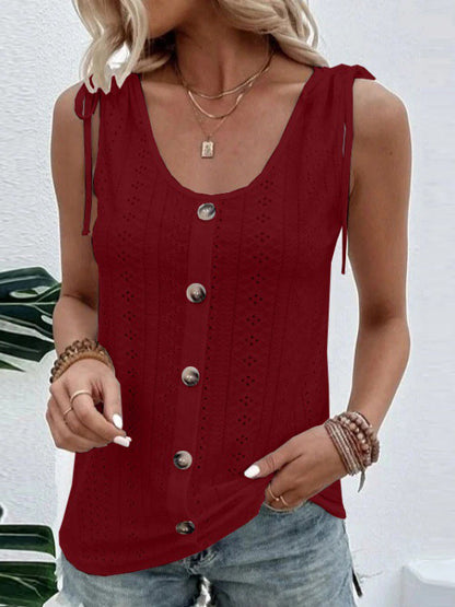 Polished Top with an Effortless Classic Look