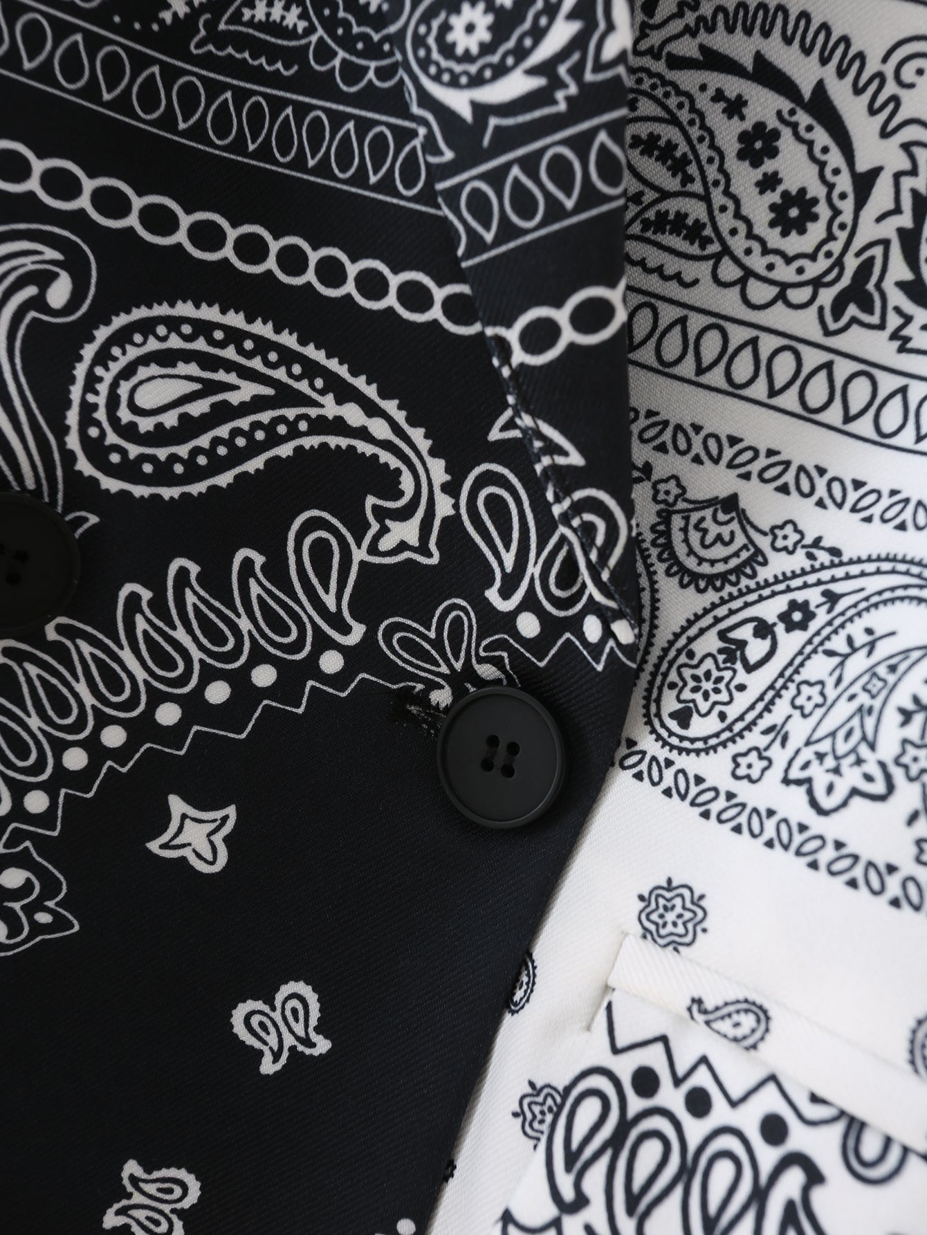 Beautifully Finished Garment in a Timeless Design