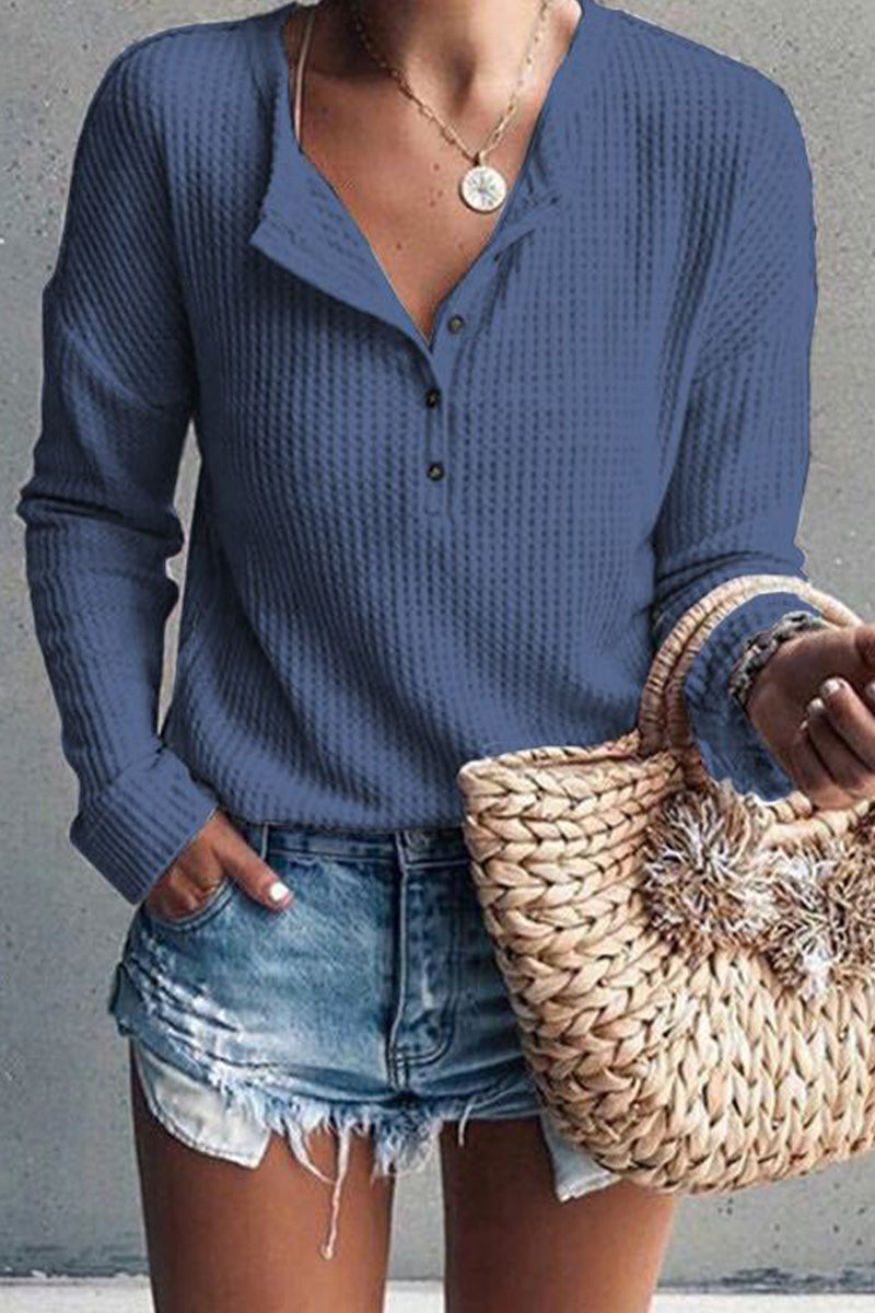 Gracefully Styled Top for Any Occasion