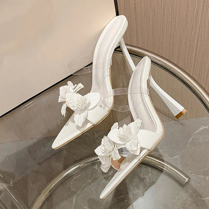 Polished Heels with an Effortless Classic Look