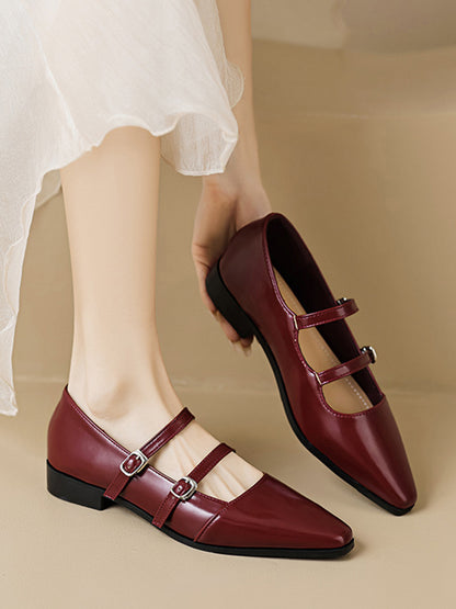 Elegantly Styled Shoes for Everyday Wear
