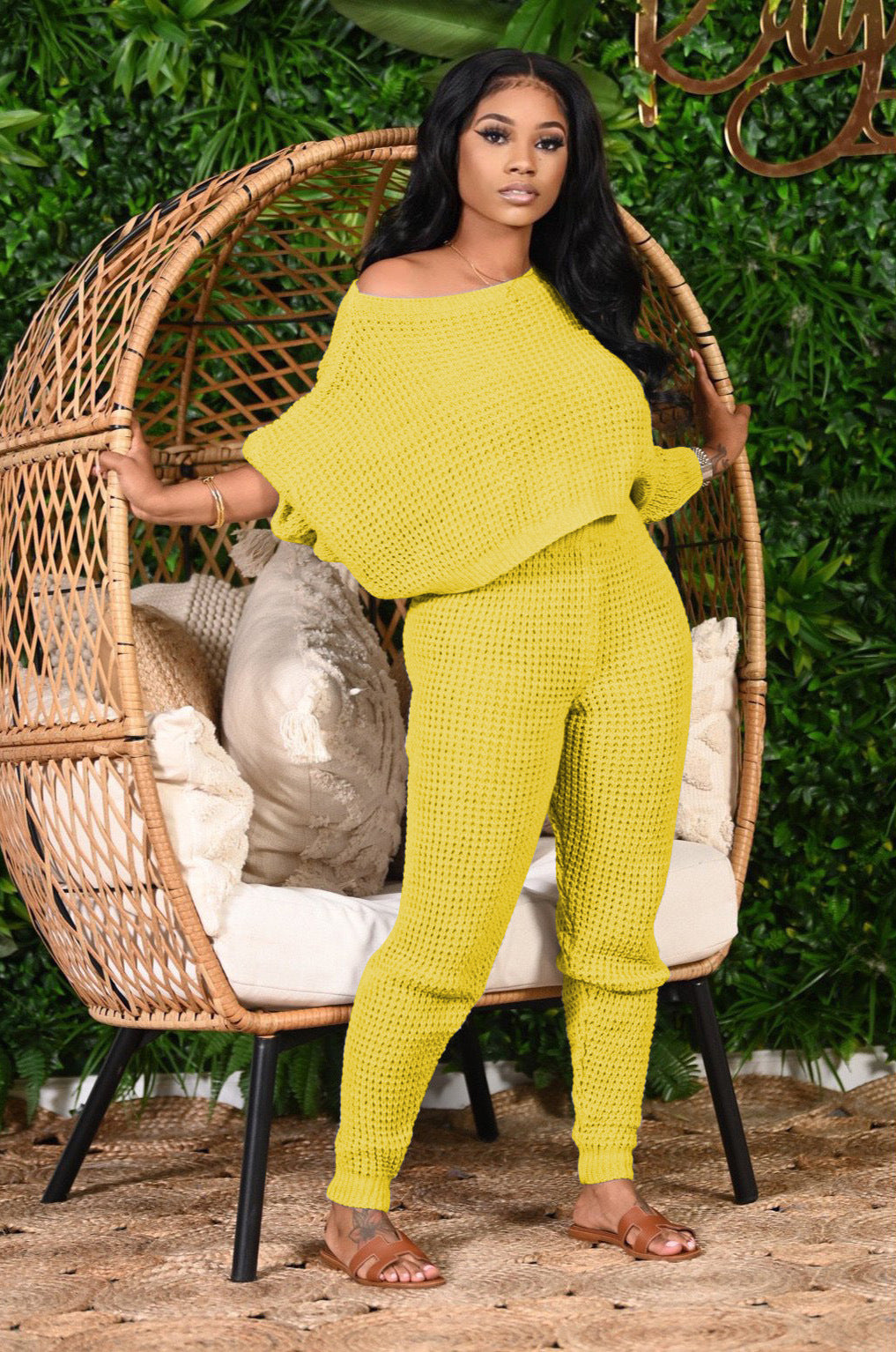 Sophisticated Garment with a Clean Classic Look