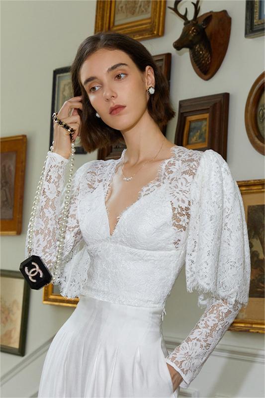 Polished Top with an Effortless Classic Look