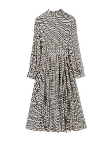 Polished Dress with an Effortless Classic Look