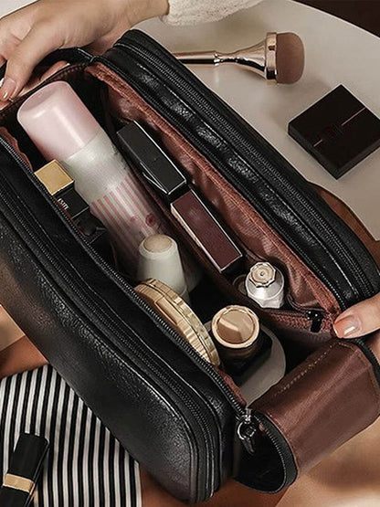 Beautifully Finished Bag in a Timeless Design