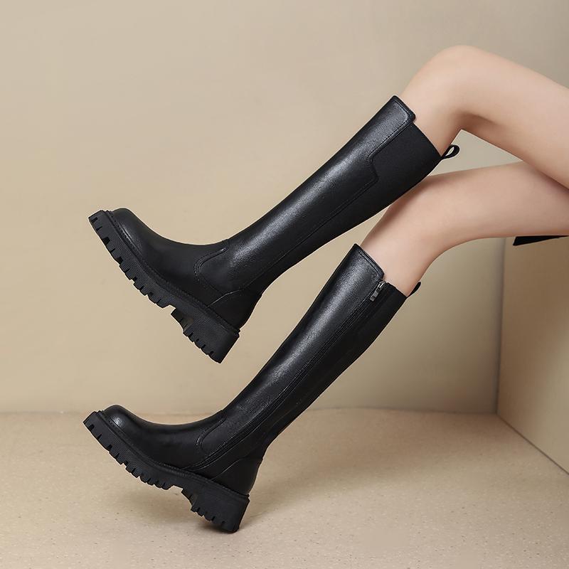 Beautifully Crafted Boots in a Classic Style