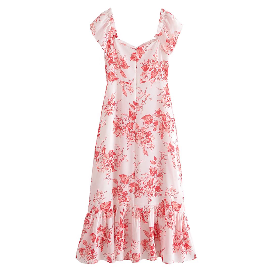 Effortlessly Elegant Dress with a Timeless Design