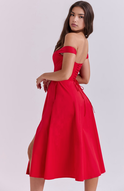 Gracefully Styled Dress for Any Occasion