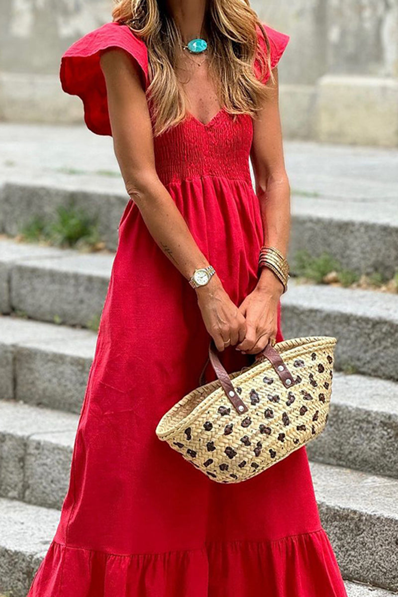 Effortlessly Elegant Dress with a Timeless Design