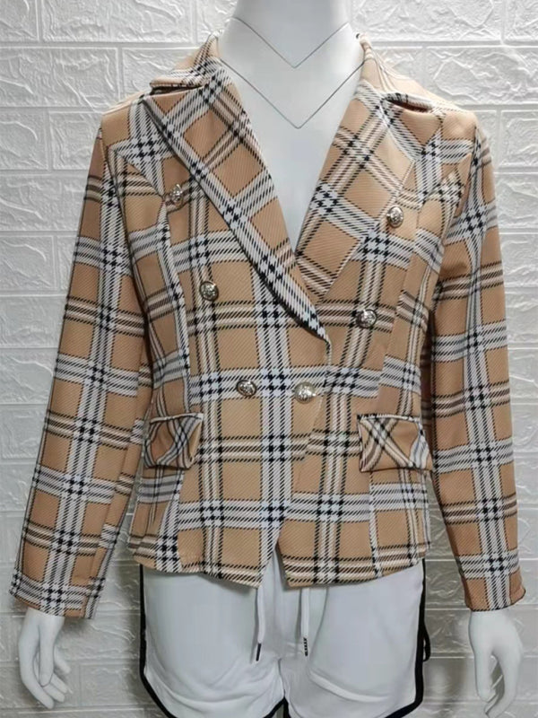 Beautifully Finished Coat in a Timeless Design