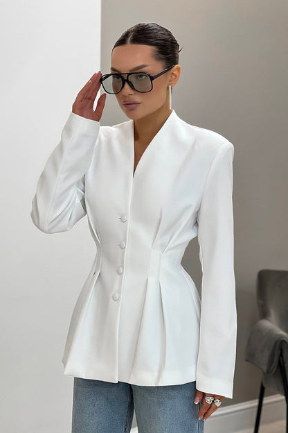 Well Tailored Garment with a Graceful Silhouette