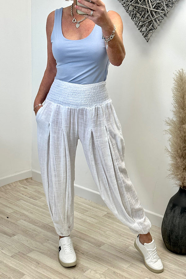 Beautifully Crafted Pants in a Classic Style
