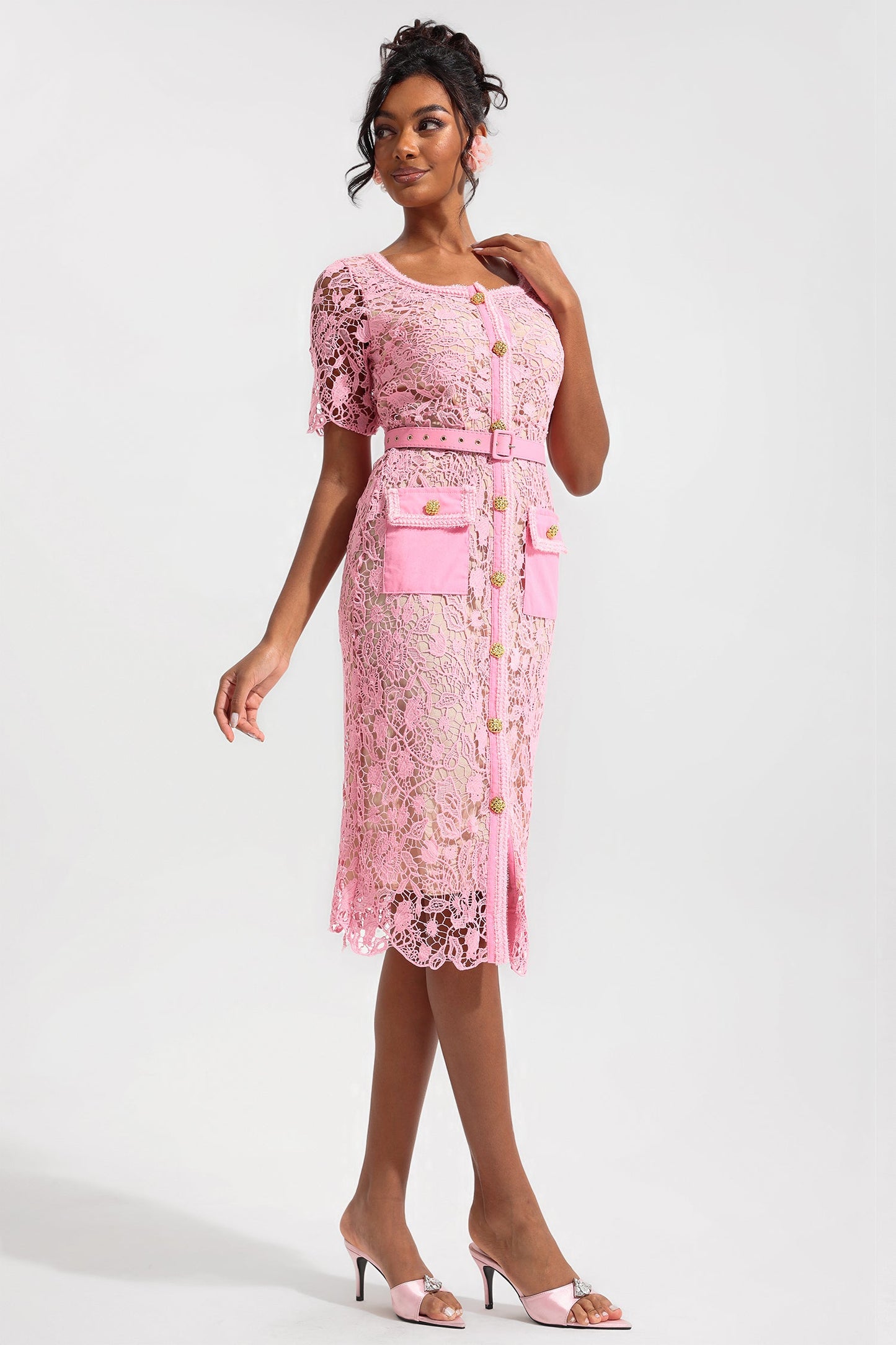 Effortlessly Elegant Dress with a Timeless Design