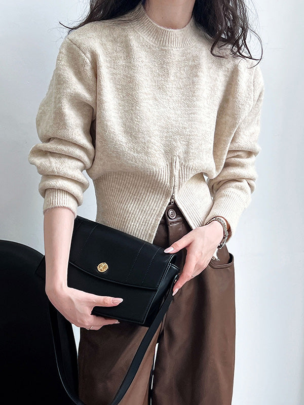 Classic Vintage Sweater with a Flattering Fit