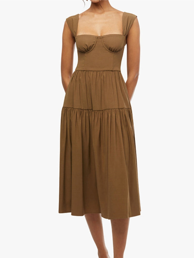 Effortlessly Elegant Dress with a Timeless Design