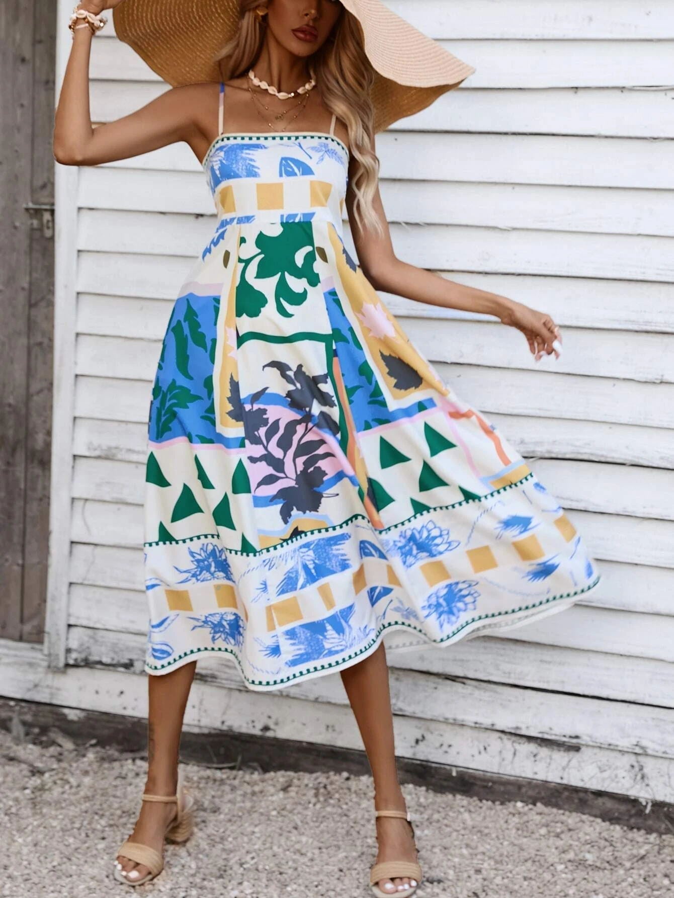 Elegantly Styled Dress for Everyday Wear