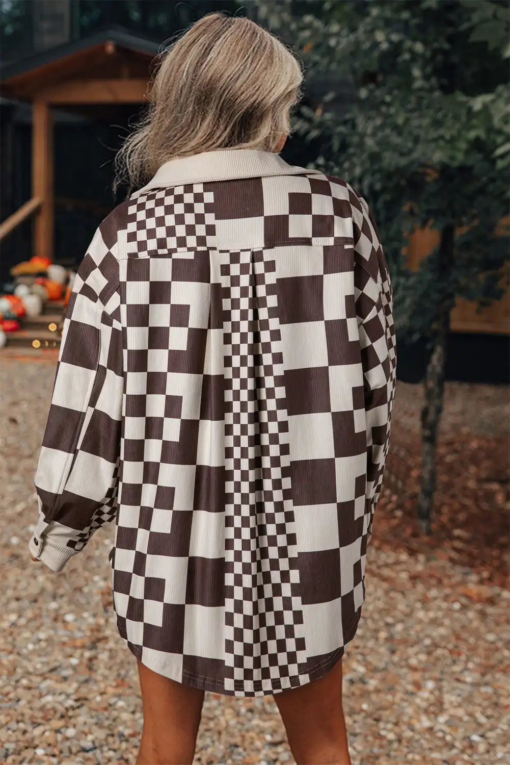 Effortlessly Elegant Garment with a Timeless Design