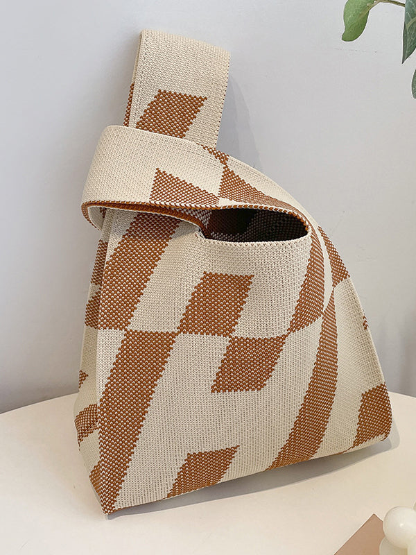 Sophisticated Bag with a Clean Classic Look