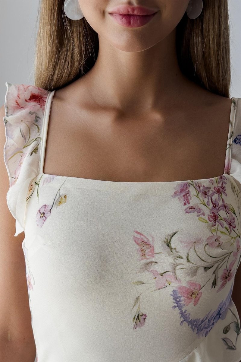 A Vintage Style Dress with Delicate Timeless Details