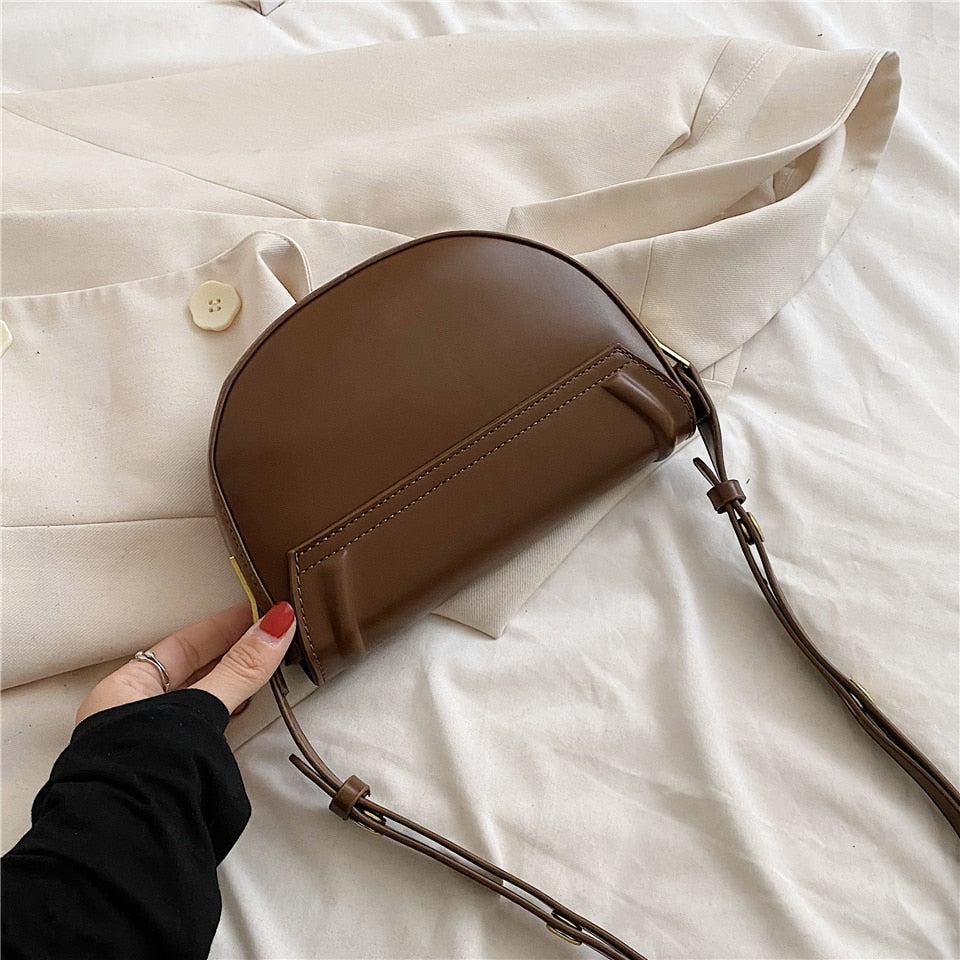Polished Bag with an Effortless Classic Look