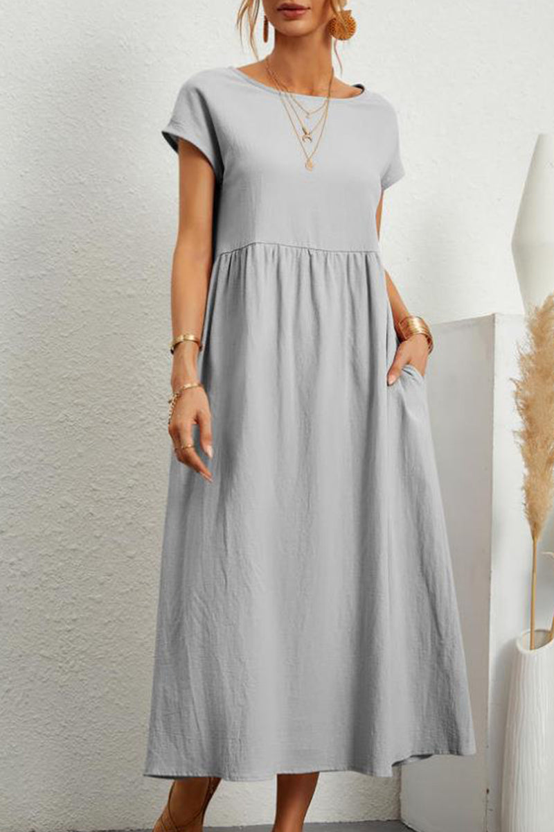 Beautifully Crafted Dress in a Classic Style