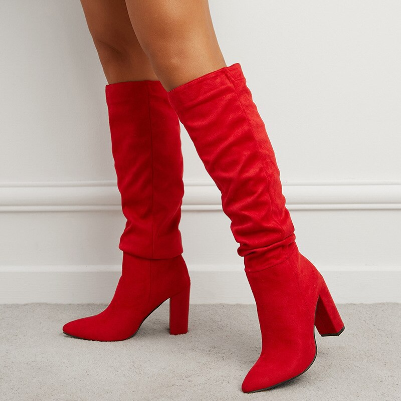 Classic Vintage Boots with a Flattering Fit