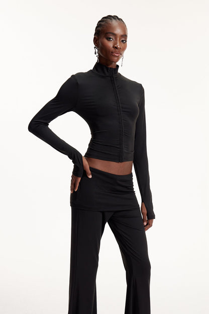 Elegantly Styled Pants for Everyday Wear
