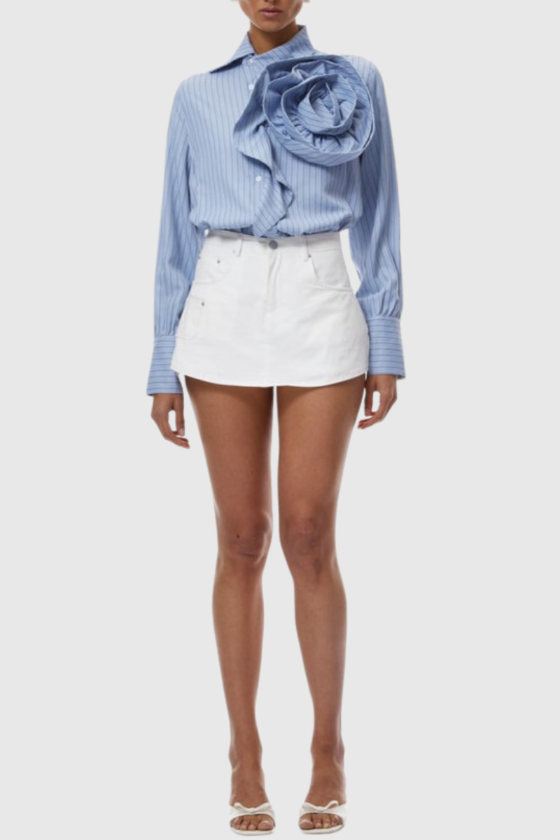 Sophisticated Shirt with a Clean Classic Look