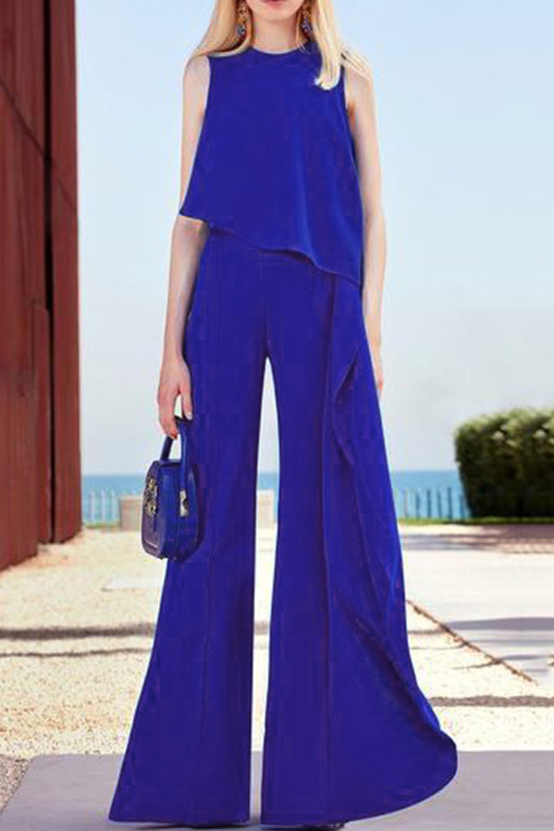Sophisticated Garment with a Clean Classic Look