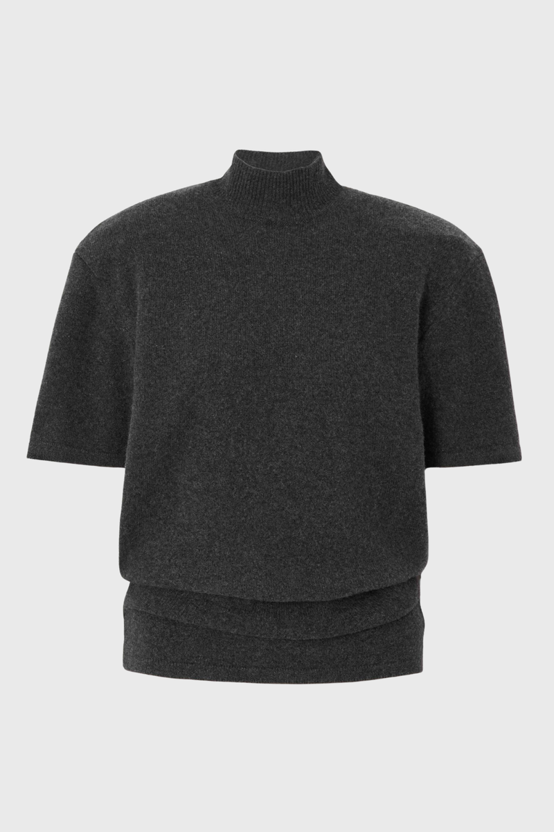 Classic Vintage Sweater with a Flattering Fit