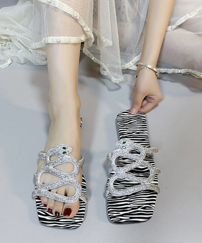 Classic Vintage Sandals with a Flattering Fit