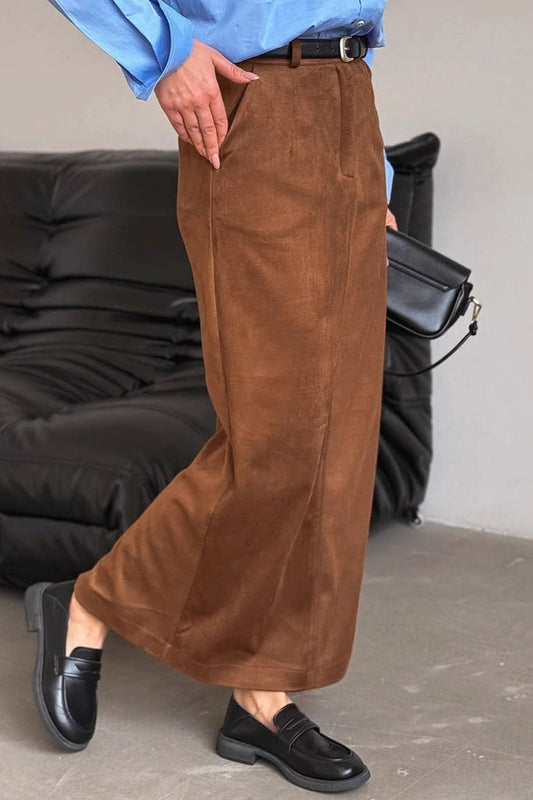 Effortlessly Elegant Garment with a Timeless Design