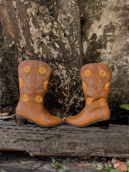 Gracefully Styled Boots for Any Occasion