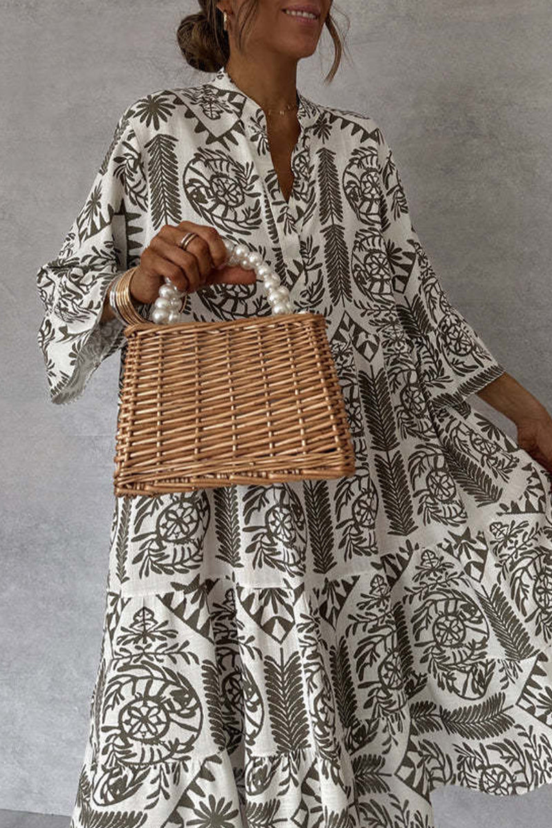 Effortlessly Elegant Dress with a Timeless Design