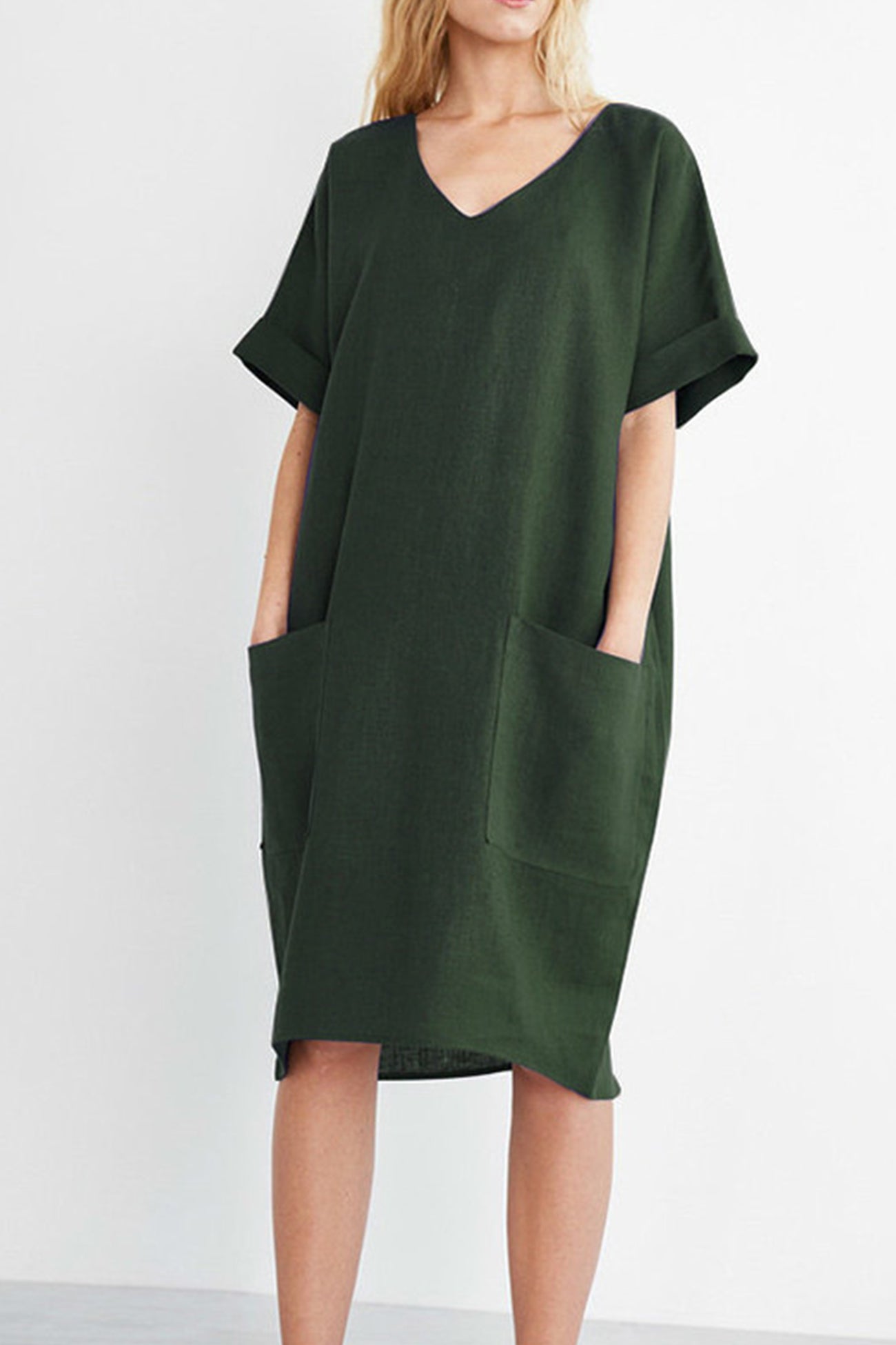 Sophisticated Dress with a Clean Classic Look