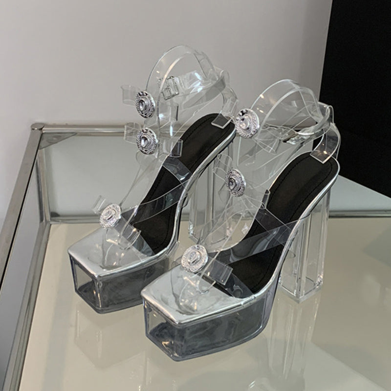 A Vintage Style Heels with Delicate Timeless Details